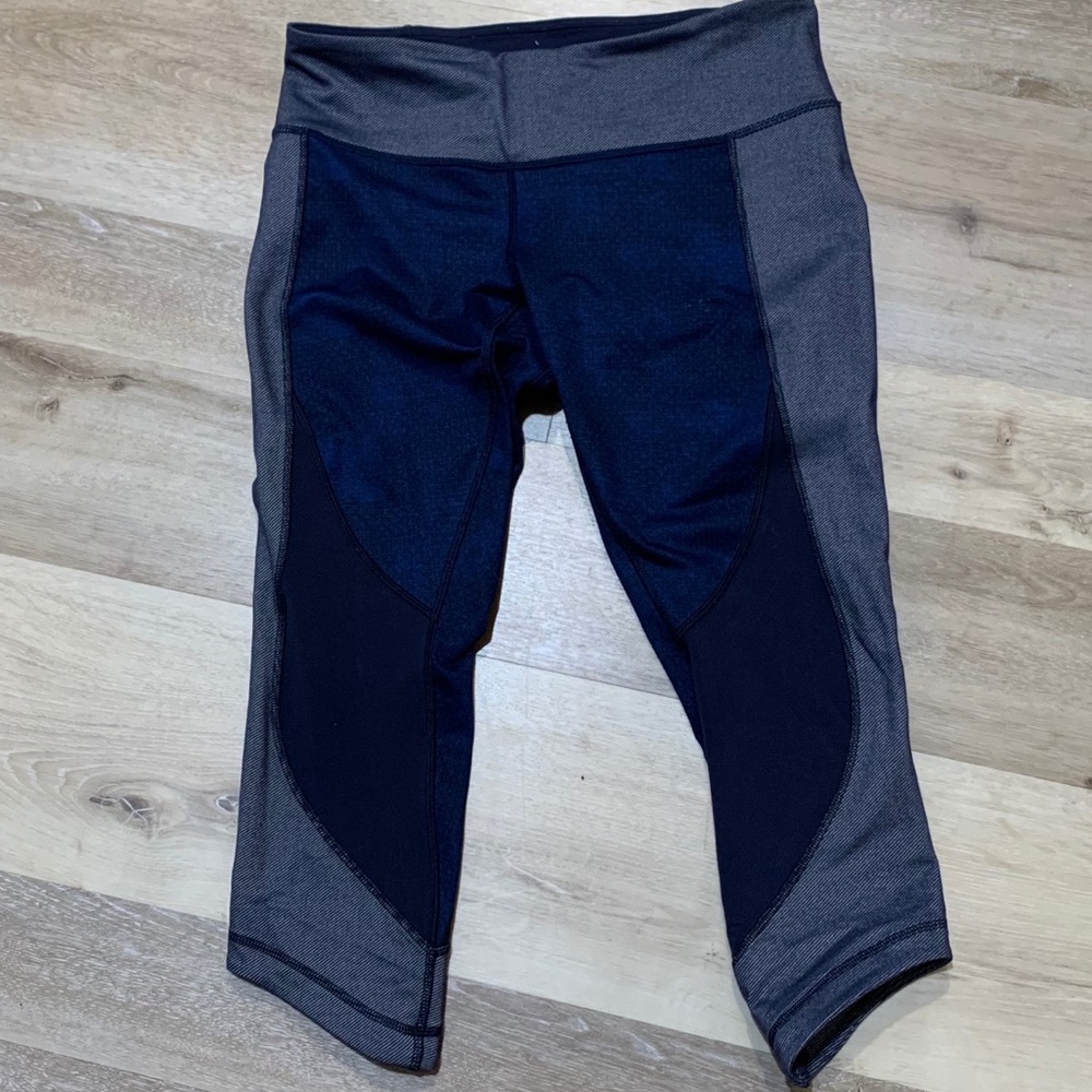 Lululemon Workout Blue Capris